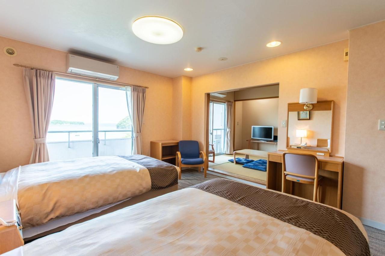 Wisterian Life Club Toba Hotel Ngoại thất bức ảnh